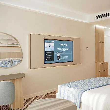 Livingston Grand & 5*